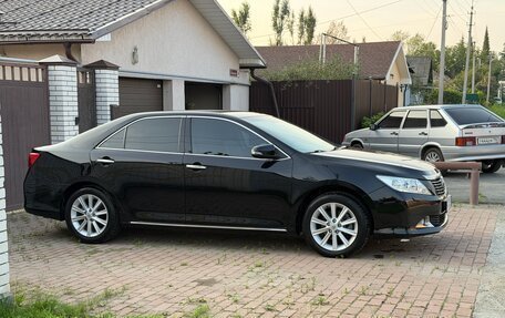 Toyota Camry, 2013 год, 1 690 000 рублей, 4 фотография