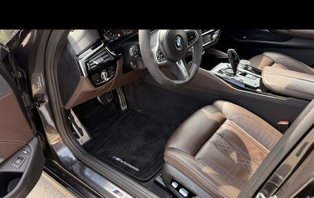BMW 5 серия, 2020 год, 6 300 000 рублей, 21 фотография