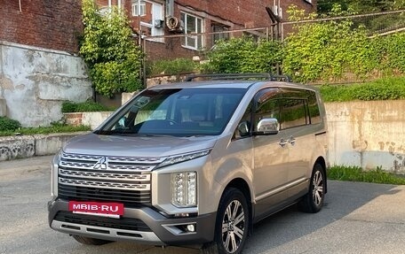 Mitsubishi Delica D:5 I, 2019 год, 3 450 000 рублей, 3 фотография