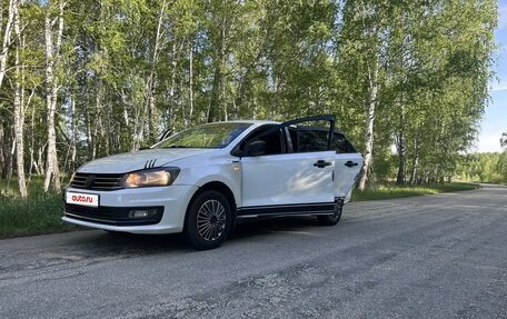 Volkswagen Polo VI (EU Market), 2018 год, 750 000 рублей, 2 фотография