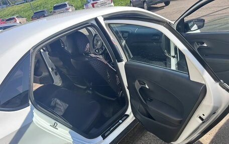 Volkswagen Polo VI (EU Market), 2018 год, 750 000 рублей, 6 фотография