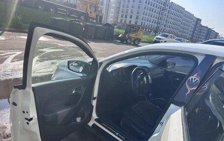 Volkswagen Polo VI (EU Market), 2018 год, 750 000 рублей, 10 фотография