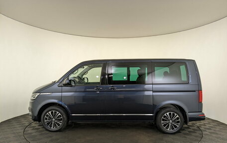 Volkswagen Multivan T6 рестайлинг, 2022 год, 6 500 000 рублей, 8 фотография
