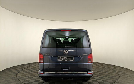 Volkswagen Multivan T6 рестайлинг, 2022 год, 6 500 000 рублей, 6 фотография