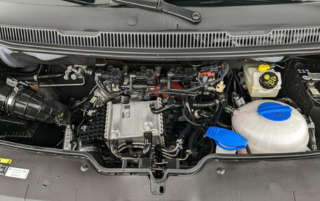Volkswagen Multivan T6 рестайлинг, 2022 год, 6 500 000 рублей, 9 фотография