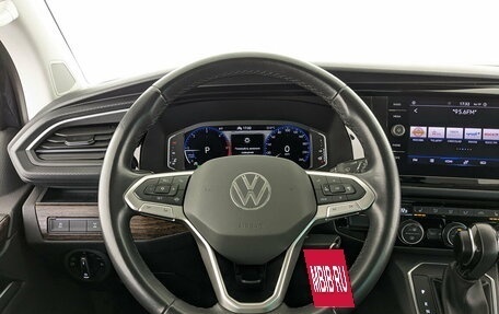 Volkswagen Multivan T6 рестайлинг, 2022 год, 6 500 000 рублей, 23 фотография