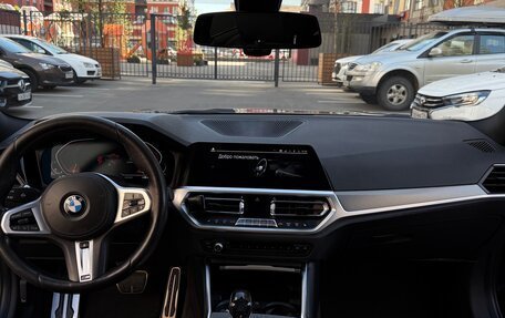 BMW 3 серия, 2019 год, 3 200 000 рублей, 13 фотография