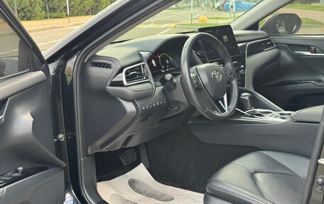 Toyota Camry, 2023 год, 3 200 000 рублей, 13 фотография
