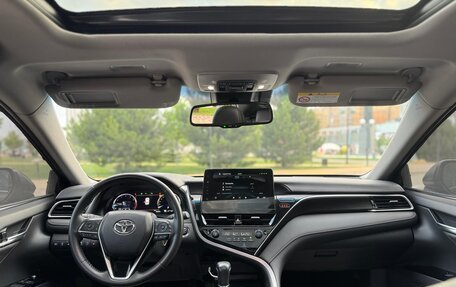 Toyota Camry, 2023 год, 3 200 000 рублей, 7 фотография