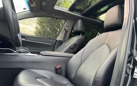Toyota Camry, 2023 год, 3 200 000 рублей, 14 фотография