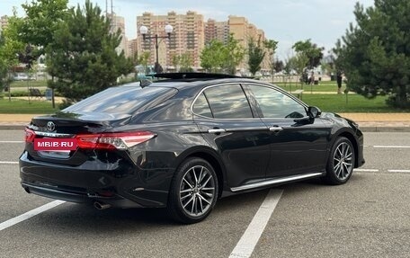 Toyota Camry, 2023 год, 3 200 000 рублей, 5 фотография