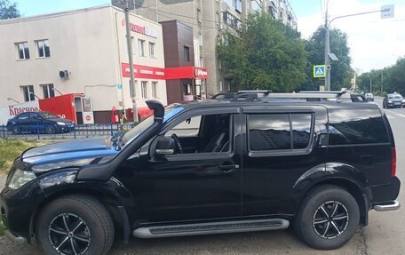 Nissan Pathfinder, 2013 год, 1 600 000 рублей, 5 фотография