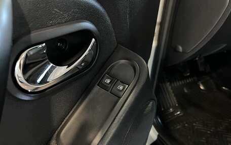 Renault Duster I рестайлинг, 2015 год, 1 370 000 рублей, 22 фотография