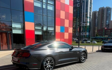 Ford Mustang VI рестайлинг, 2019 год, 3 700 000 рублей, 2 фотография