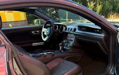 Ford Mustang VI рестайлинг, 2019 год, 3 700 000 рублей, 21 фотография