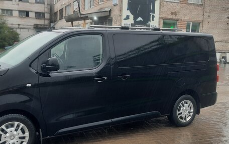 Peugeot Traveller I, 2021 год, 3 000 000 рублей, 1 фотография