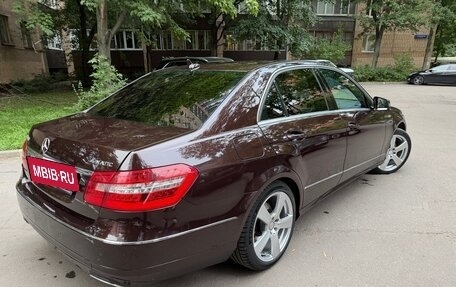 Mercedes-Benz E-Класс, 2012 год, 2 200 000 рублей, 4 фотография