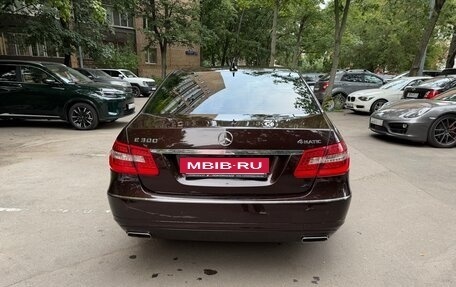 Mercedes-Benz E-Класс, 2012 год, 2 200 000 рублей, 5 фотография