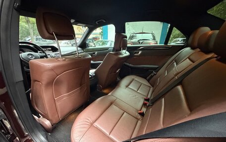 Mercedes-Benz E-Класс, 2012 год, 2 200 000 рублей, 13 фотография