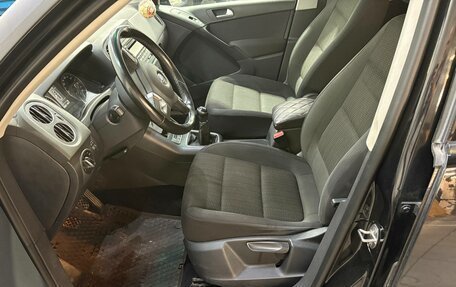Volkswagen Tiguan I, 2013 год, 900 000 рублей, 6 фотография