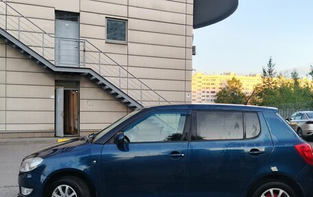 Skoda Fabia II, 2013 год, 590 000 рублей, 3 фотография