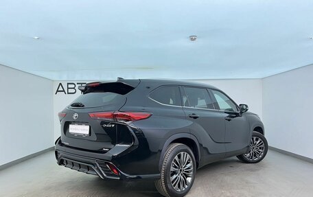 Toyota Highlander, 2026 год, 5 600 000 рублей, 4 фотография