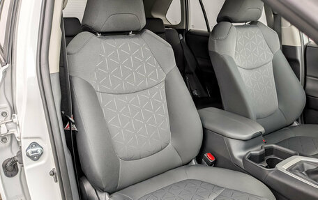 Toyota RAV4, 2021 год, 2 950 000 рублей, 22 фотография