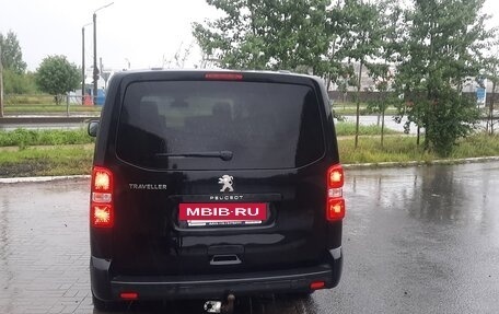 Peugeot Traveller I, 2021 год, 3 000 000 рублей, 2 фотография