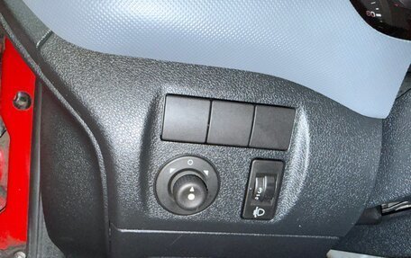 Peugeot Partner II рестайлинг 2, 2009 год, 720 000 рублей, 13 фотография