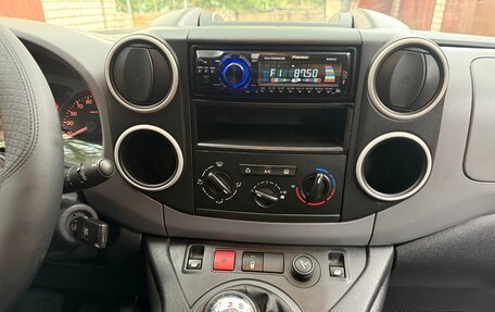 Peugeot Partner II рестайлинг 2, 2009 год, 720 000 рублей, 17 фотография