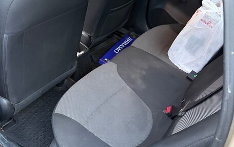 Hyundai Solaris II рестайлинг, 2012 год, 715 000 рублей, 10 фотография
