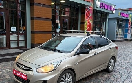 Hyundai Solaris II рестайлинг, 2012 год, 715 000 рублей, 6 фотография