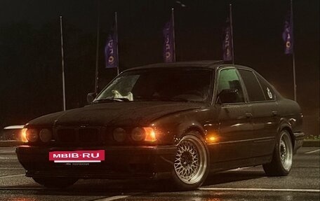 BMW 5 серия, 1989 год, 500 000 рублей, 2 фотография