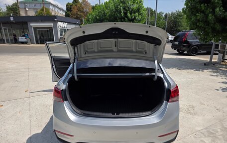 Hyundai Solaris II рестайлинг, 2017 год, 1 370 000 рублей, 7 фотография