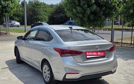 Hyundai Solaris II рестайлинг, 2017 год, 1 370 000 рублей, 4 фотография