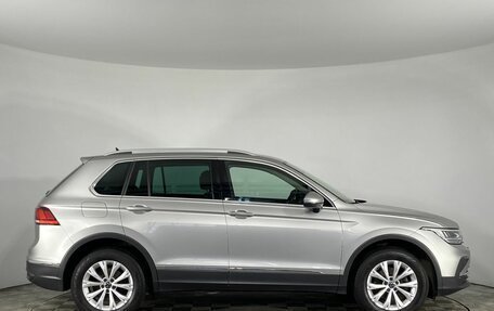 Volkswagen Tiguan II, 2021 год, 2 780 000 рублей, 11 фотография