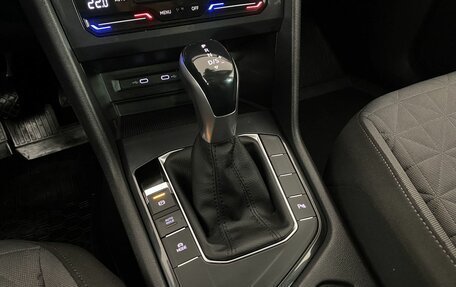 Volkswagen Tiguan II, 2021 год, 2 780 000 рублей, 17 фотография