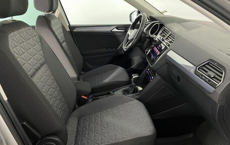 Volkswagen Tiguan II, 2021 год, 2 780 000 рублей, 13 фотография