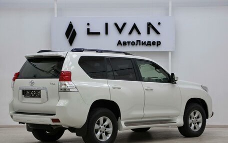 Toyota Land Cruiser Prado 150 рестайлинг 2, 2012 год, 2 265 000 рублей, 3 фотография