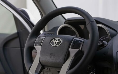 Toyota Land Cruiser Prado 150 рестайлинг 2, 2012 год, 2 265 000 рублей, 6 фотография