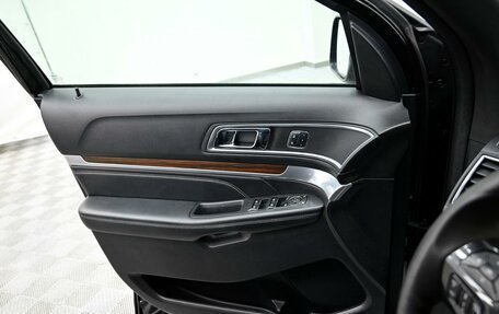 Ford Explorer VI, 2017 год, 2 545 000 рублей, 13 фотография