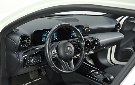 Mercedes-Benz A-Класс, 2019 год, 2 105 000 рублей, 5 фотография