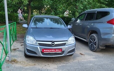 Opel Astra H, 2010 год, 550 000 рублей, 2 фотография