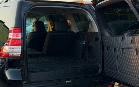 Toyota Land Cruiser Prado 150 рестайлинг 2, 2015 год, 3 475 000 рублей, 17 фотография