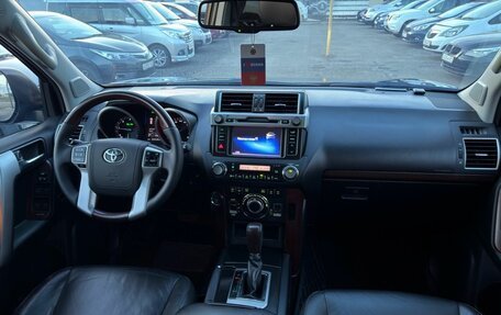 Toyota Land Cruiser Prado 150 рестайлинг 2, 2015 год, 3 475 000 рублей, 23 фотография