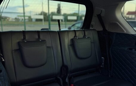 Toyota Land Cruiser Prado 150 рестайлинг 2, 2015 год, 3 475 000 рублей, 19 фотография