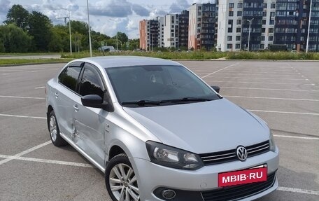 Volkswagen Polo VI (EU Market), 2013 год, 450 000 рублей, 5 фотография