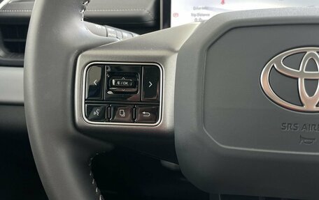 Toyota RAV4, 2026 год, 4 098 000 рублей, 26 фотография