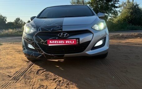Hyundai i30 II рестайлинг, 2014 год, 900 000 рублей, 4 фотография