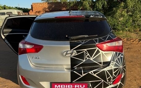 Hyundai i30 II рестайлинг, 2014 год, 900 000 рублей, 17 фотография